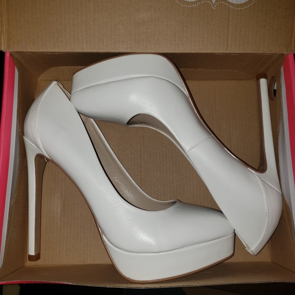 White Platform Pumps